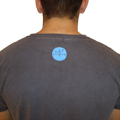 camiseta shegsy something stupid logo espalda
